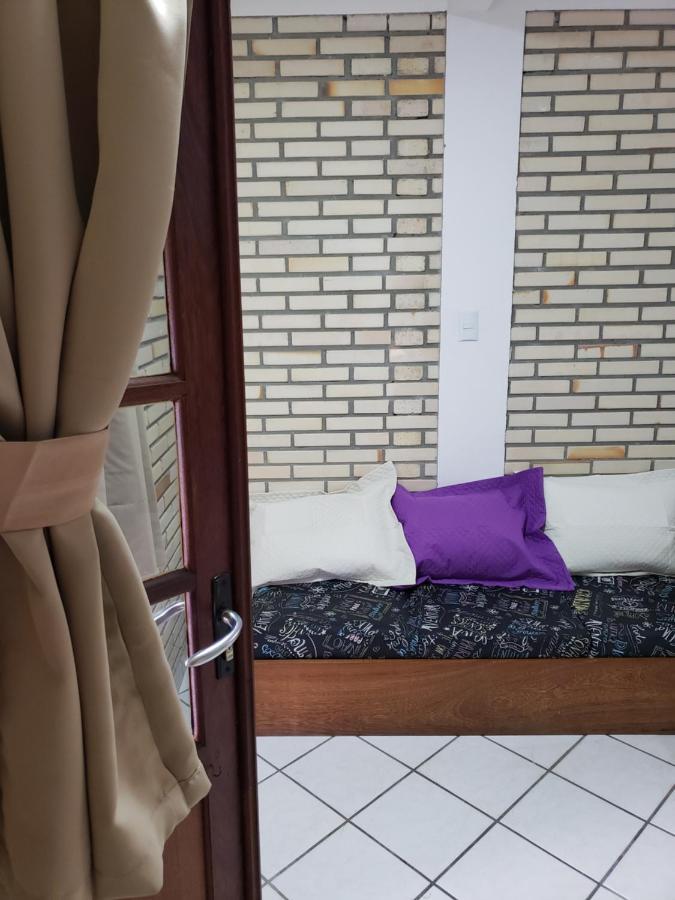 Residencial Costumes Brasileiras Hotel Bombinhas Bagian luar foto