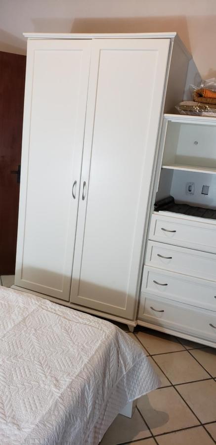 Residencial Costumes Brasileiras Hotel Bombinhas Bagian luar foto