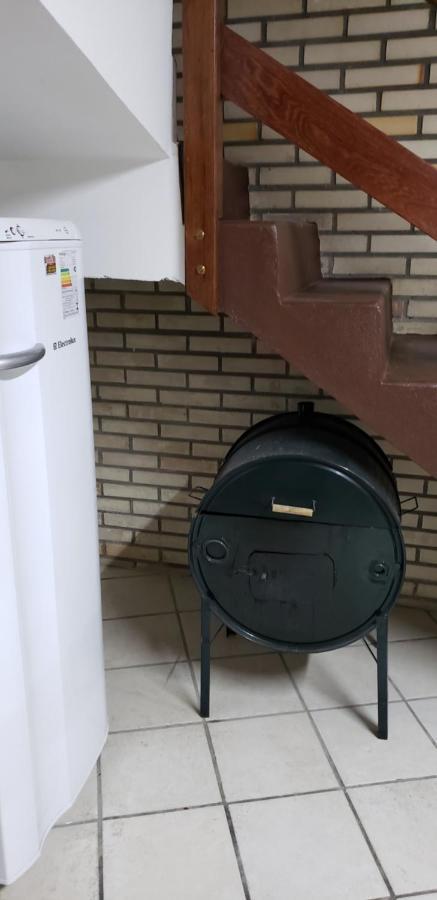 Residencial Costumes Brasileiras Hotel Bombinhas Bagian luar foto
