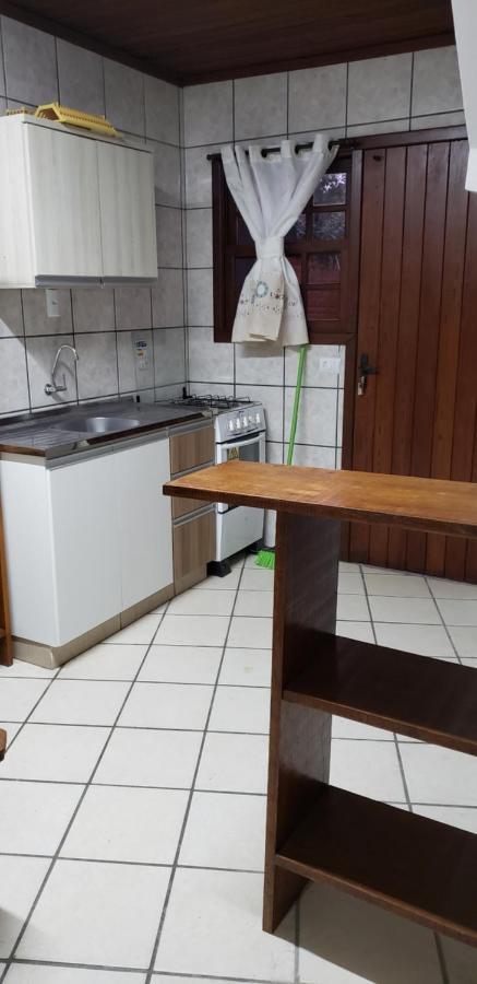 Residencial Costumes Brasileiras Hotel Bombinhas Bagian luar foto