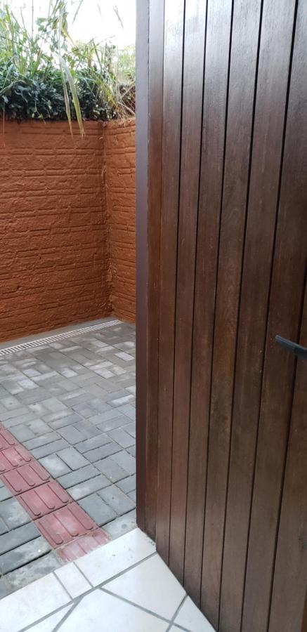 Residencial Costumes Brasileiras Hotel Bombinhas Bagian luar foto